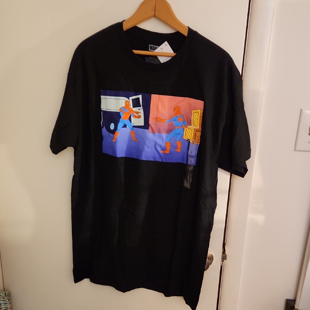 Marvel Spiderman Black T-Shirt Large NWT